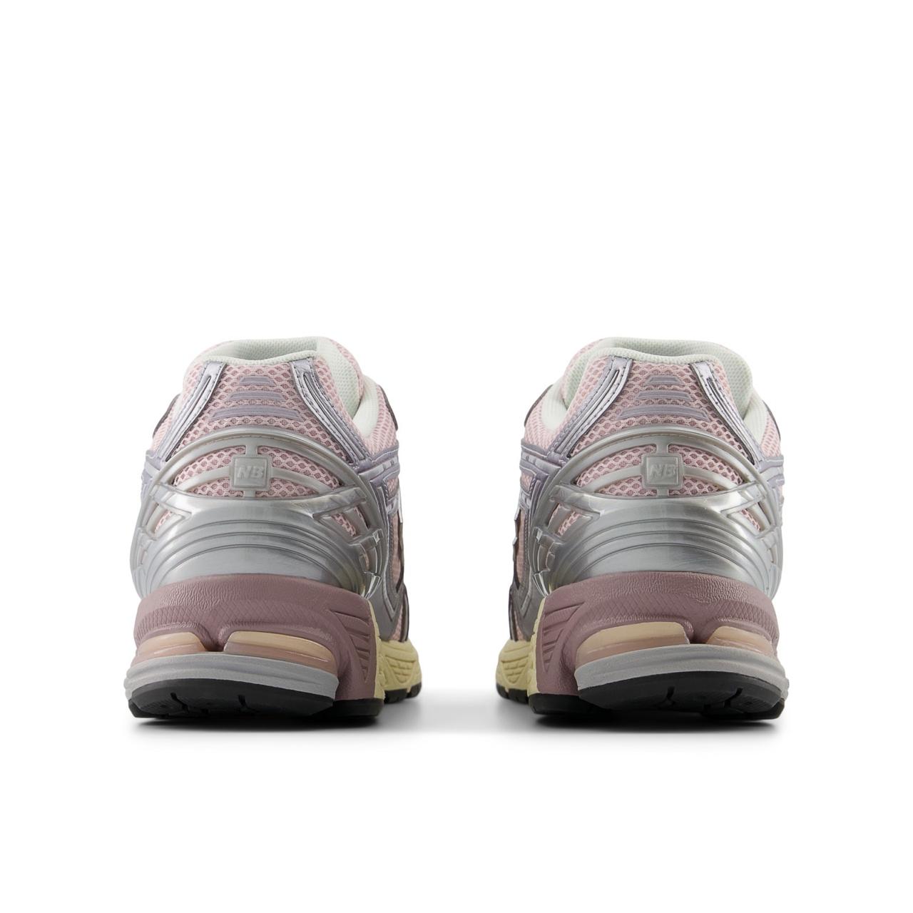 NEW BALANCE 1906R - ROSE SUGAR SILVER