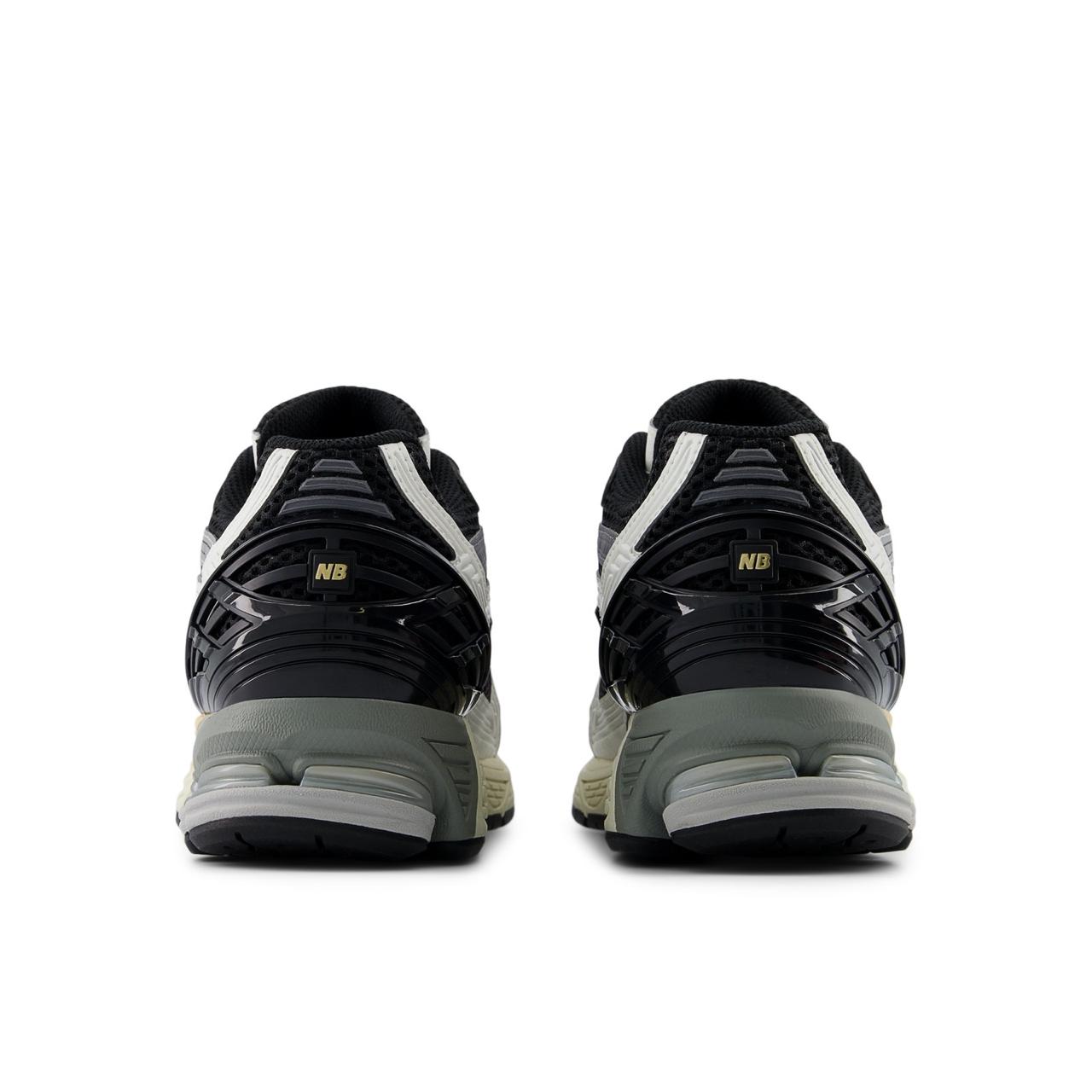 NEW BALANCE 1906U - BLACKSEA SALT MAGNET
