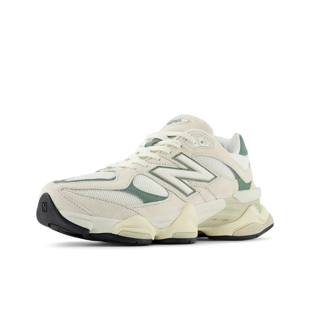 NEW BALANCE 9060 - LINEN DARK JUNIPER